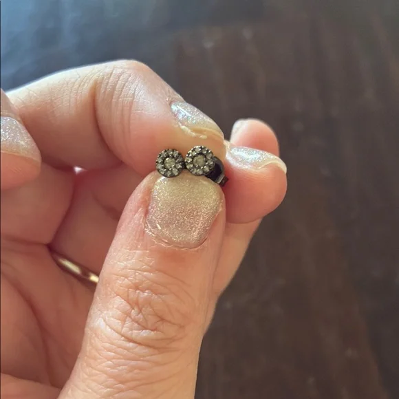 Adornia Stud Earrings - Picture 1 of 4